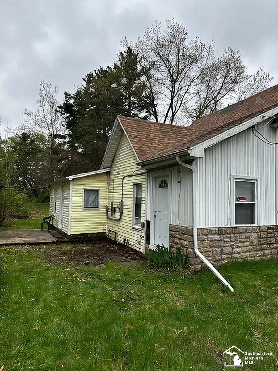 12933 Lulu RD, Ida, MI 48140 - #2