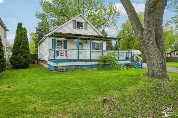 13752 Laplaisance RD, Monroe, MI 48161