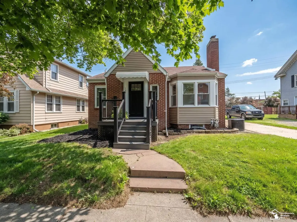 138 Tremont ST, Monroe, MI 48162 - #1