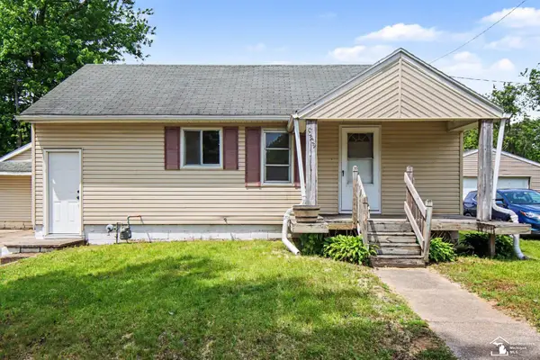 10909 Maple Street ST, Temperance, MI 48182