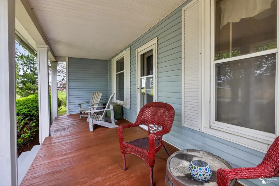 4691 Jackson RD, Leslie, MI 49251 - #2
