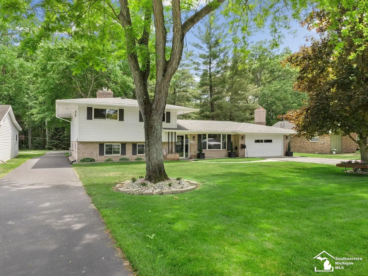 3119 W Dean RD, Lambertville, MI 48144 - #1