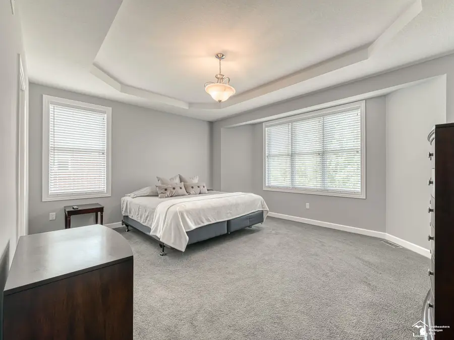 1035 Saint James Park AVE, Monroe, MI 48161 - #3