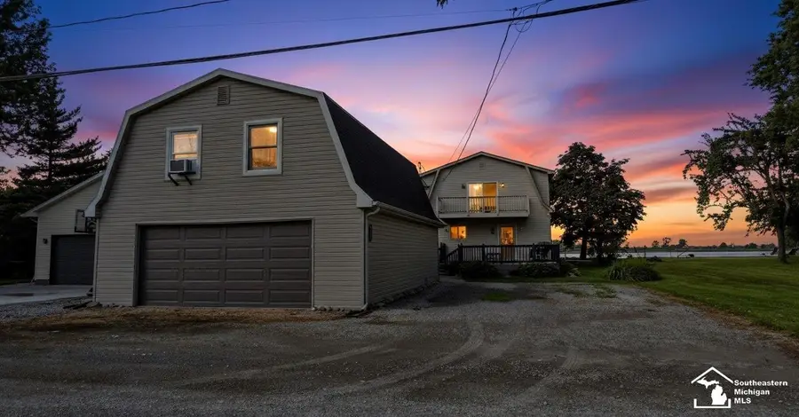 6270 Brancheau RD, Newport, MI 48166 - #2