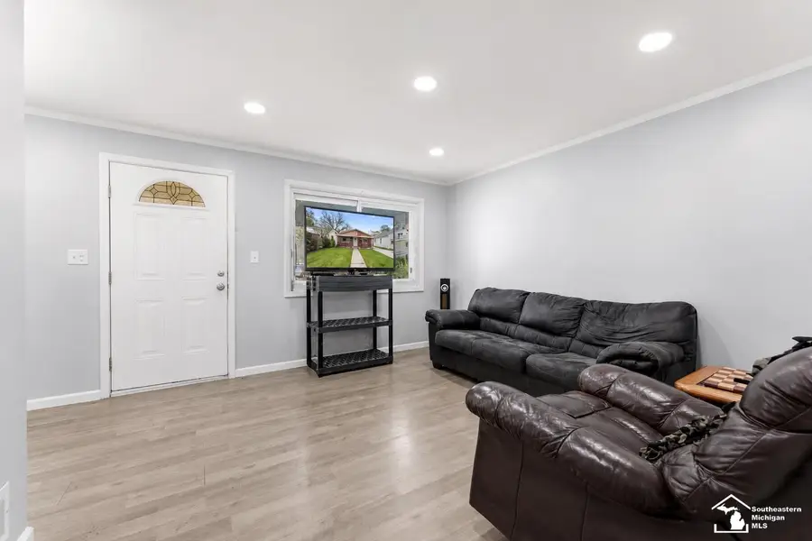5885 Sylvia ST, Taylor, MI 48180 - #2
