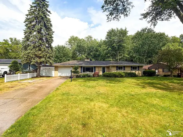 9836 Pamela DR, Temperance, MI 48182