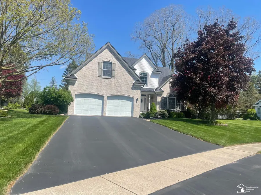 7316 Hidden Valley DR, Lambertville, MI 48144 - #2