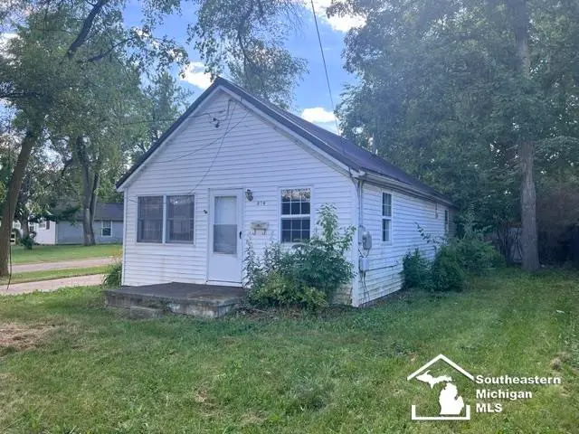 978 Division ST, Adrian, MI 49221 - #2