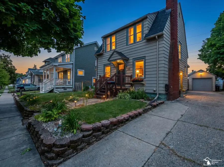 149 Michigan AVE, Monroe, MI 48162 - #2