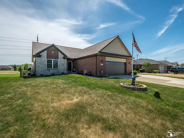 5019 Skylark DR, Monroe, MI 48161