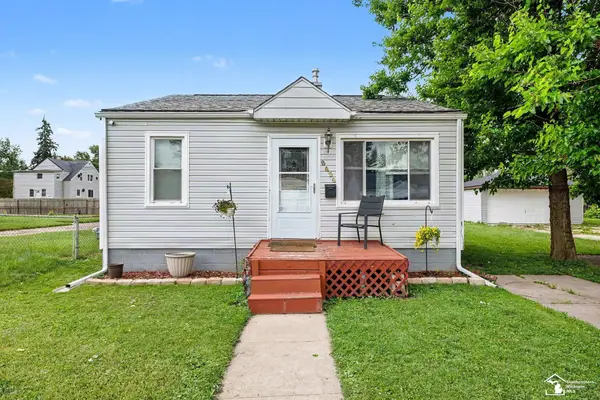8436 Prospect AVE, Warren, MI 48089
