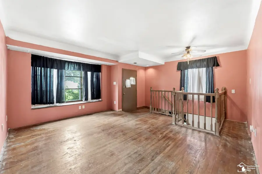 20452 glenmore ST, Redford, MI 48240 - #3