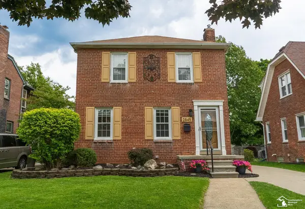 2845 Birchwood ST, Trenton, MI 48183