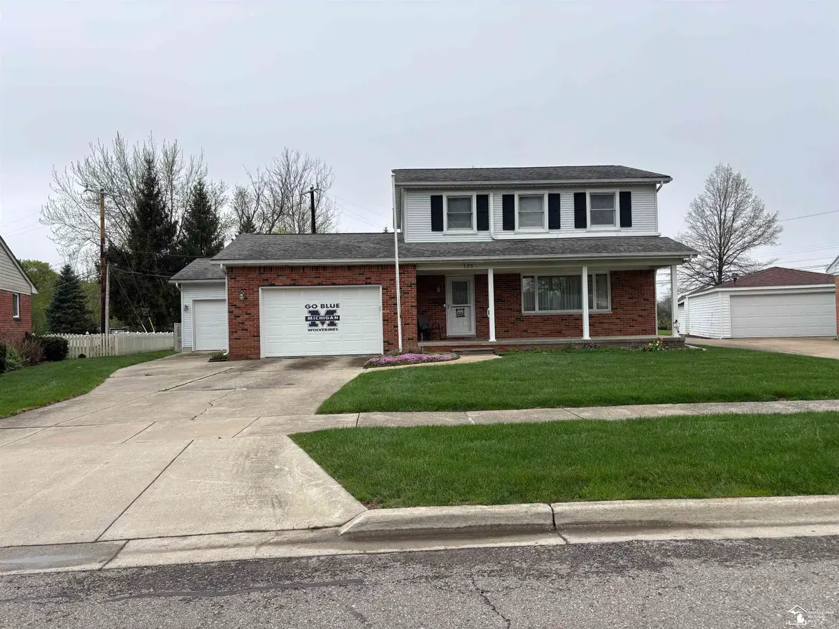 135 Crampton DR, Monroe, MI 48162 - #1