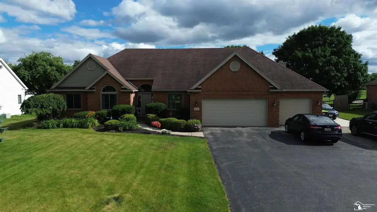 1461 W Smith RD, Temperance, MI 48182 - #1