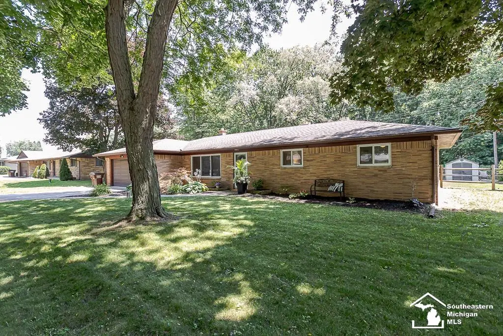 9804 Pamela ST, Temperance, MI 48182 - #1
