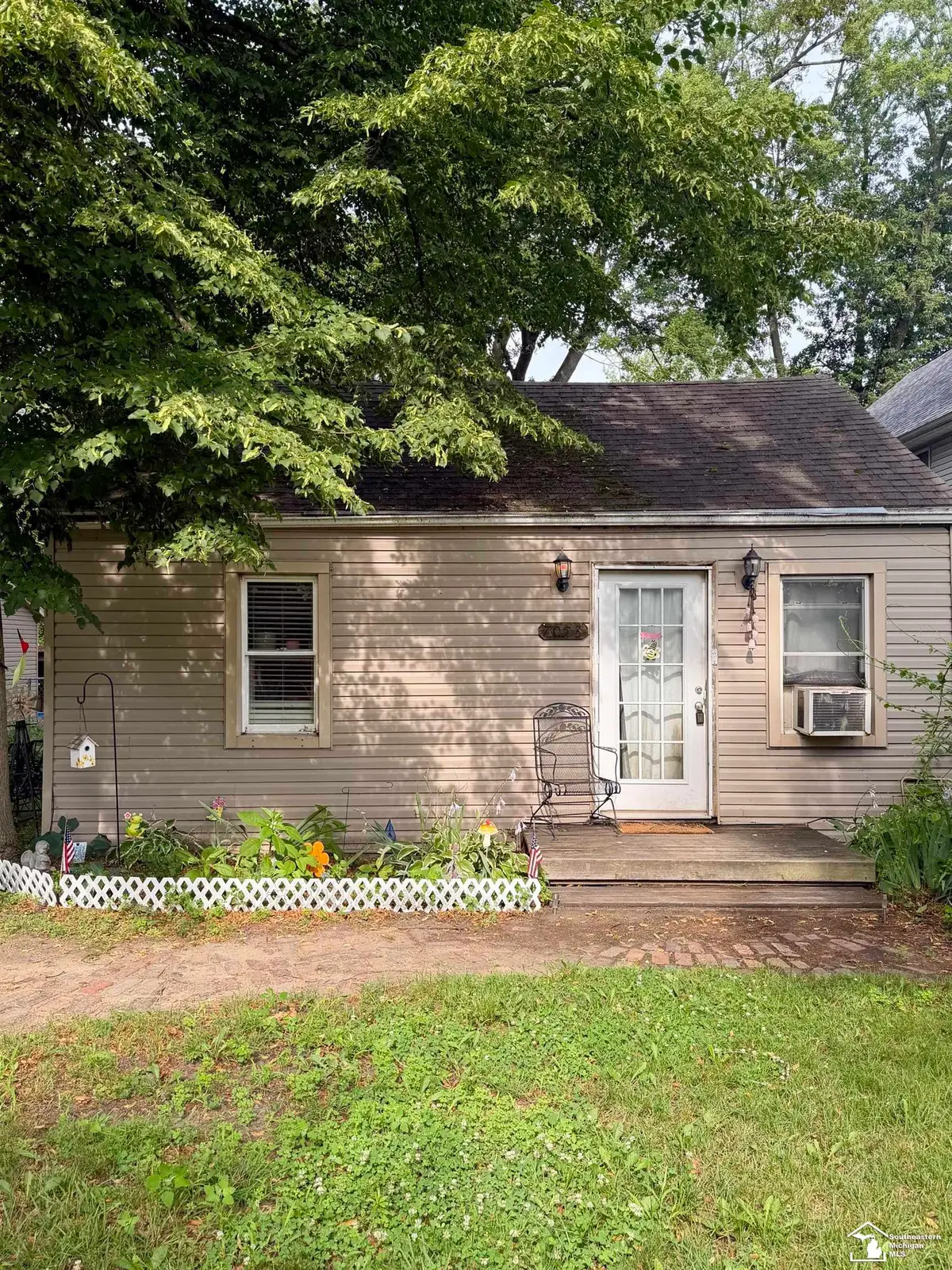 7053 Dunbar AVE, Temperance, MI 48182 - #1