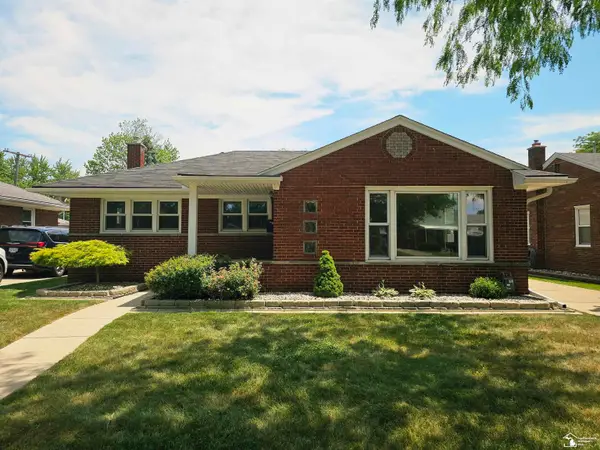 2955 Bridge ST, Trenton, MI 48183