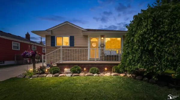 665 Park AVE, LincolnPark, MI 48146