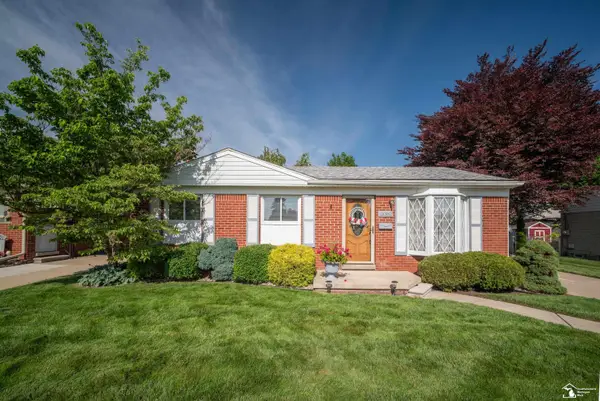 13352 KARL AVE, Southgate, MI 48195