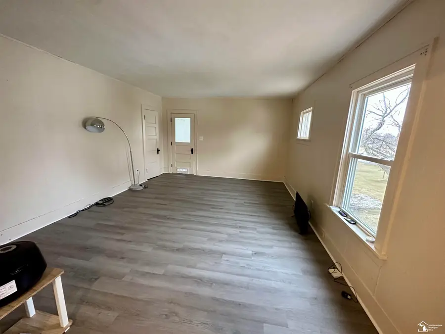 3042 S Custer RD, Monroe, MI 48161 - #3