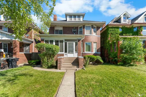 4392 Pacific ST, Detroit, MI 48204