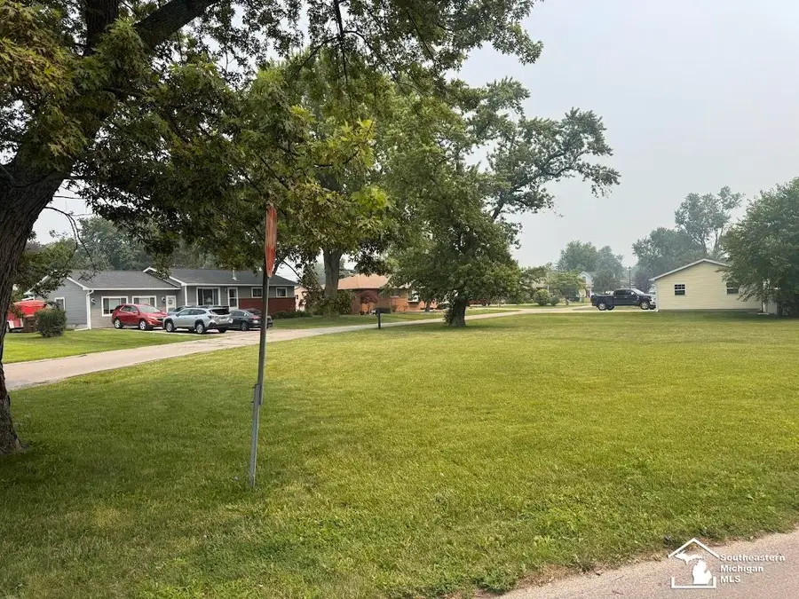 00 Navarre BLVD, Frenchtown, MI 48162 - #2