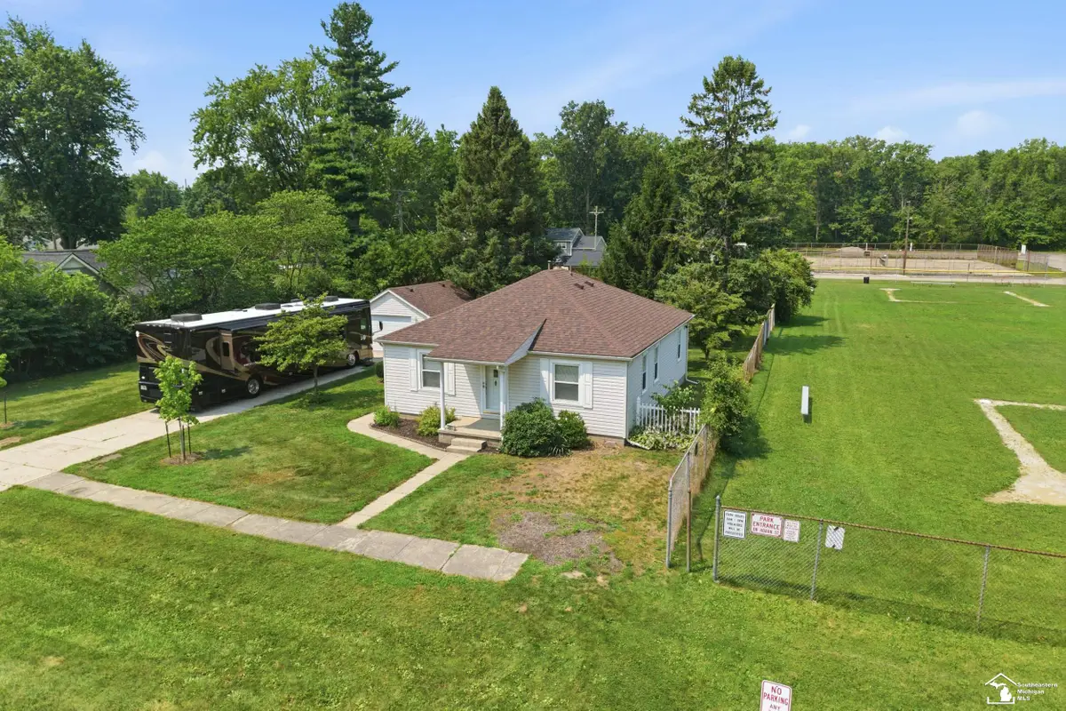 12891 Crane ST, Carleton, MI 48117 - #1