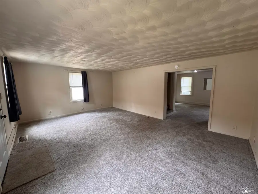 617 Union ST, Monroe, MI 48161 - #3