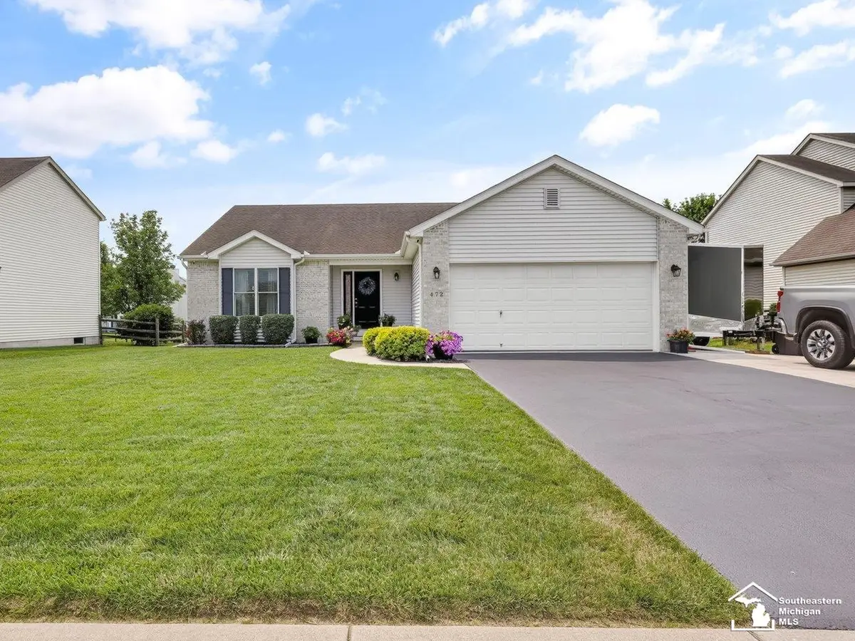 472 Buck LN, Temperance, MI 48182 - #1