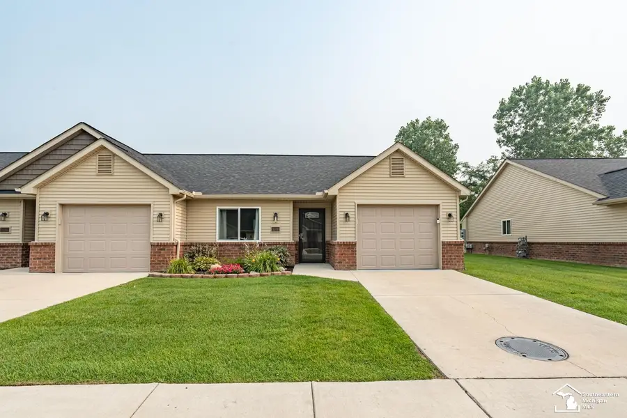5106 Volterra DR, Monroe, MI 48161 - #2