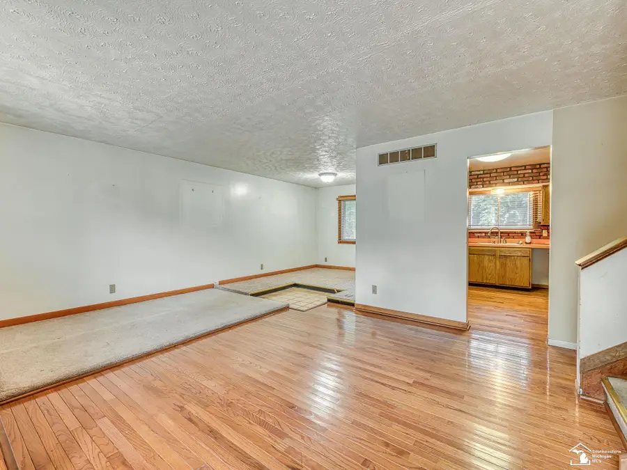 10191 Yensch RD, Maybee, MI 48159 - #3