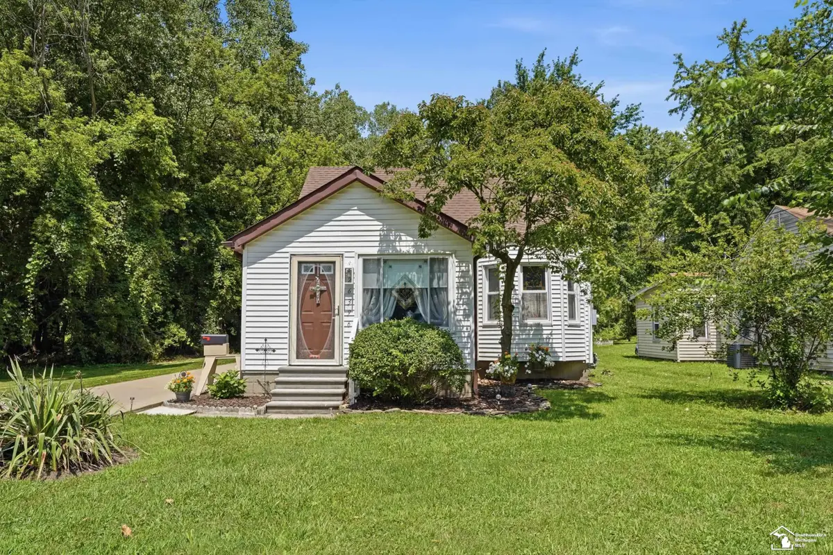 26396 Sibley RD, Romulus, MI 48174 - #1