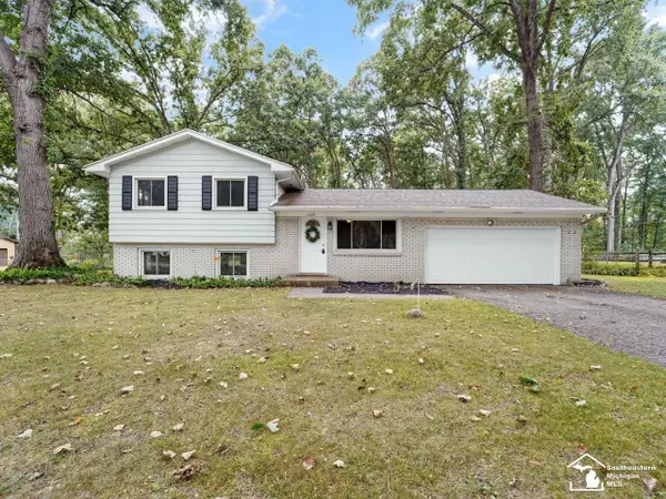 2389 Devonshire ST, Temperance, MI 48182