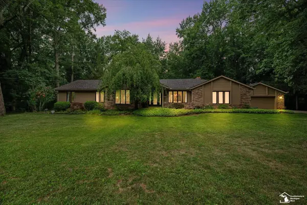10765 Whiteford RD, Petersburg, MI 49270