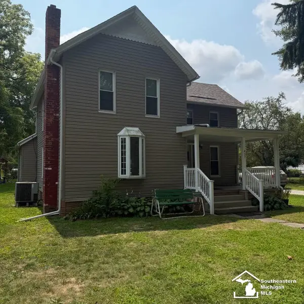 437 MONROE ST, Carleton, MI 48117