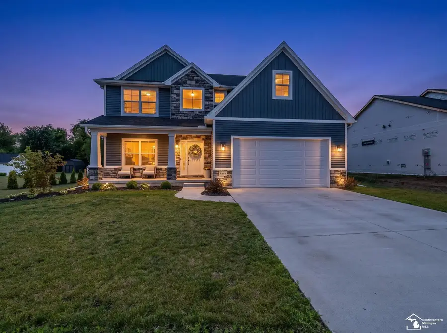 9395 Village Meadows DR, Temperance, MI 48182 - #2