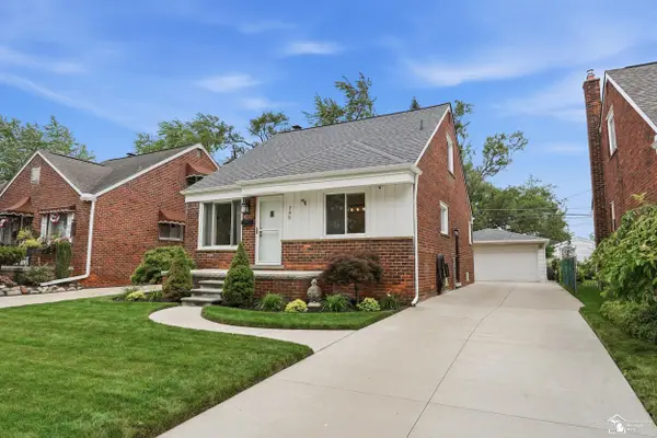 785 Merrill AVE, LincolnPark, MI 48146