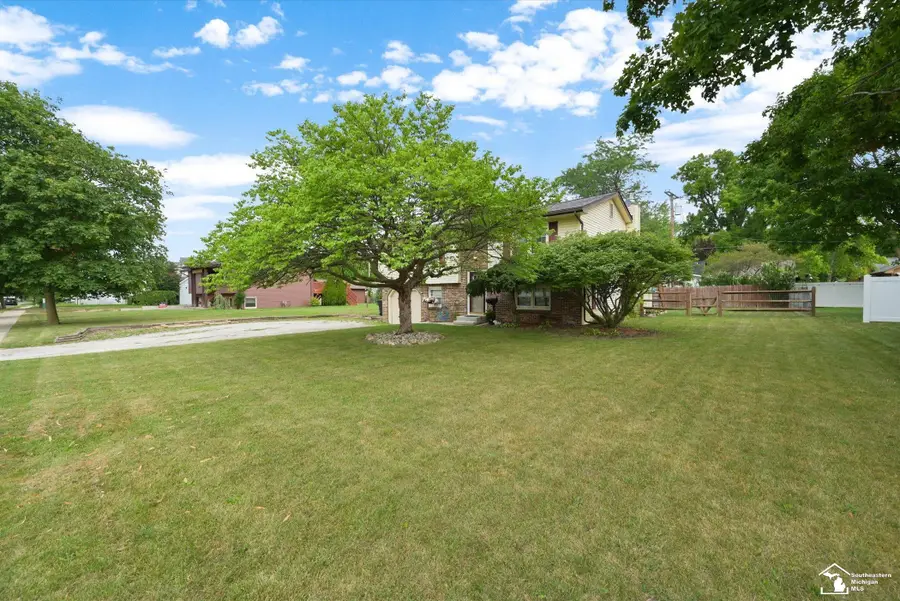 720 Plank ST, Dundee, MI 48131 - #3