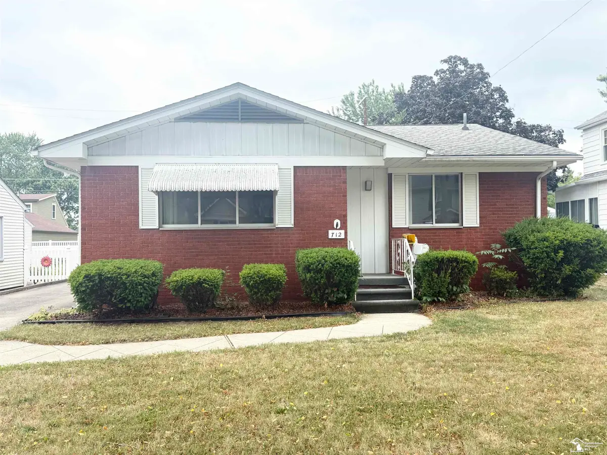 712 Wolverine AVE, Monroe, MI 48161 - #1