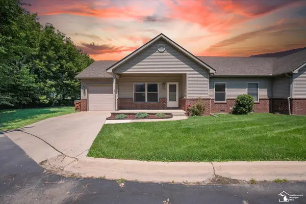 5258 Torrington DR, Monroe, MI 48161