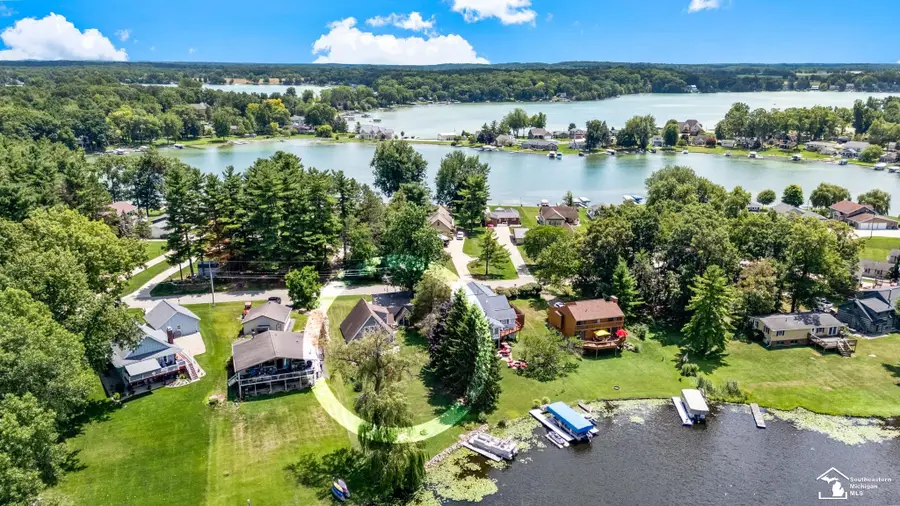 235 Pine Hill Lake DR, Horton, MI 49246 - #2