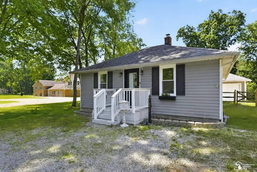 7871 Summerfield RD, Lambertville, MI 48144 - #2