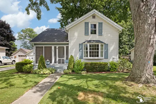 605 Giles AVE, Blissfield, MI 49228