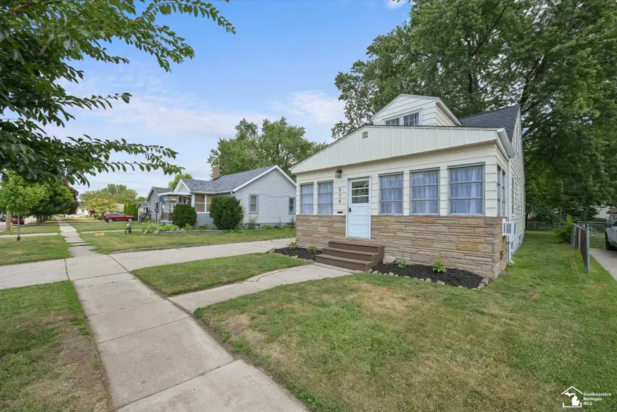 524 N Roessler ST, Monroe, MI 48162 - #3