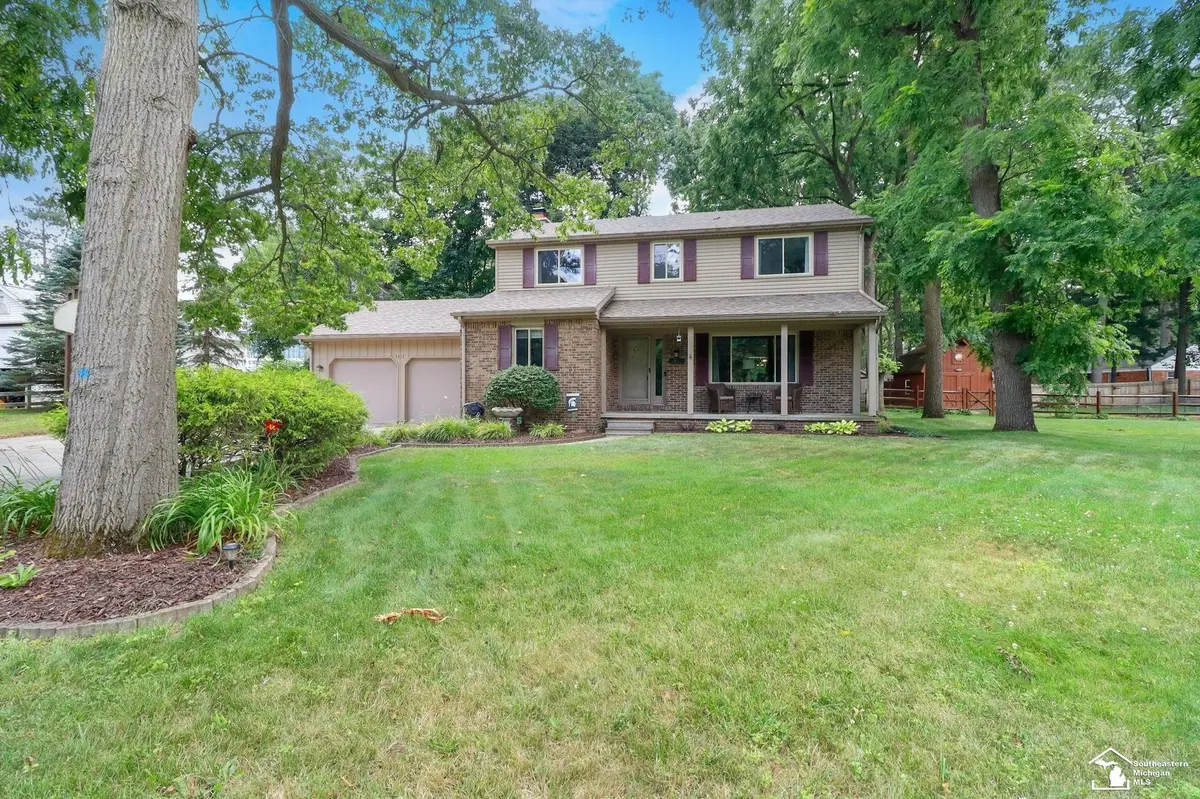 3317 Springdale DR, Lambertville, MI 48144 - #1