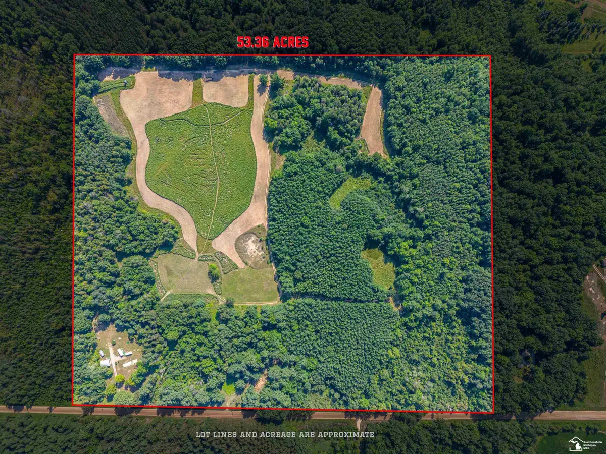 3850 N Clarwin AVE, Gladwin, MI 48624 - #1