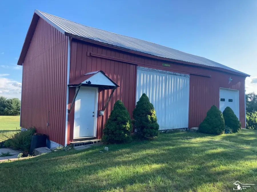 1635 W Erie RD, Temperance, MI 48182 - #3