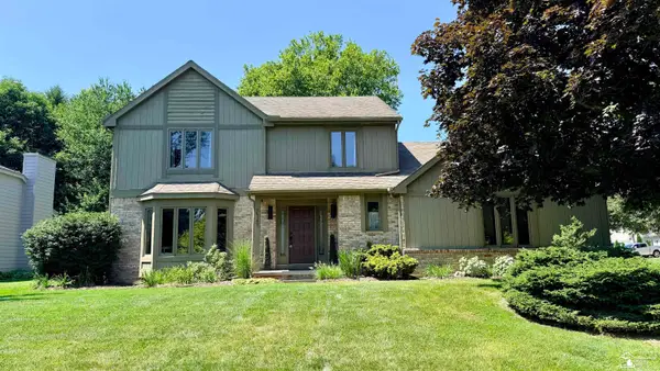 7343 Twin Canyon DR, Lambertville, MI 48144