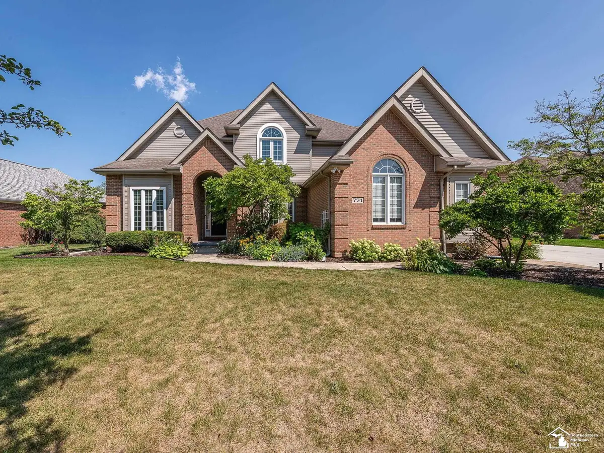 774 Windsor CT, Monroe, MI 48161 - #1